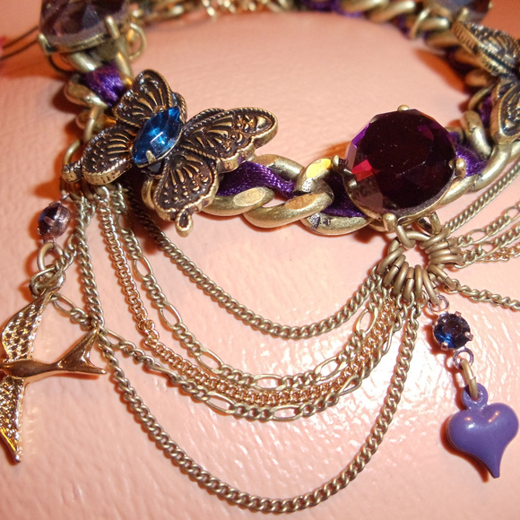 BETSEY JOHNSON BUTTERFLY CHARM BRACELET CRYSTAL rhinestone B3 vintage gypsy doll - Picture 2 of 5